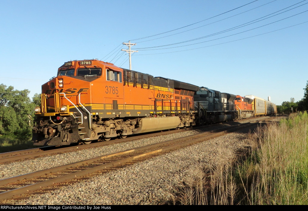 BNSF 3785 East